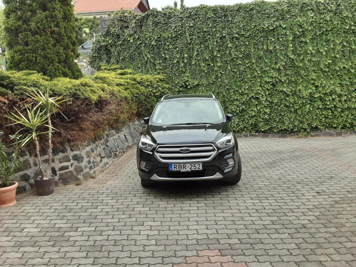 Jozefin Apartman Hévíz Buitenkant foto